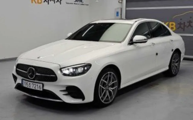 벤츠 E 클래스 2022/01 84,803km